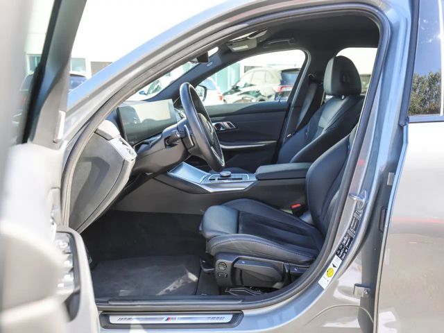 BMW 320 320d M-Sport Sedan xDrive