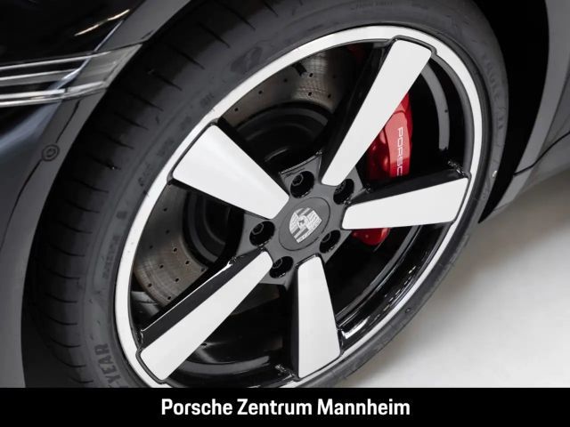 Porsche 992 Cabrio Carrera S