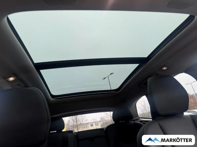 Volvo XC60 AWD Dark Plus