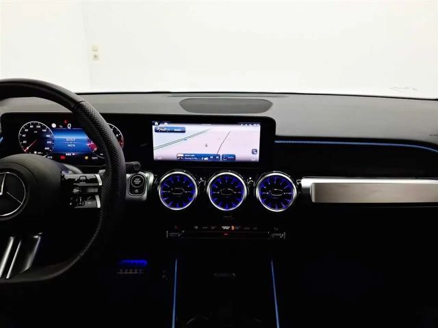 Mercedes-Benz GLB 220 4MATIC AMG Line