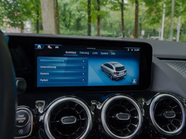 Mercedes-Benz B 180 Progressive