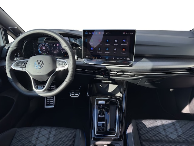 Volkswagen Golf 2.0 TDI DSG Golf VIII R-Line