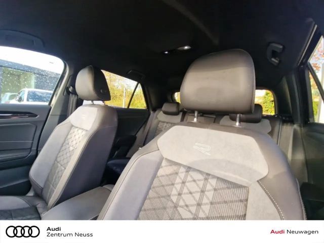 Volkswagen T-Roc 1.5 TSI DSG R-Line