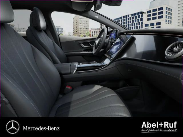 Mercedes-Benz EQE 300 AMG Line Sedan
