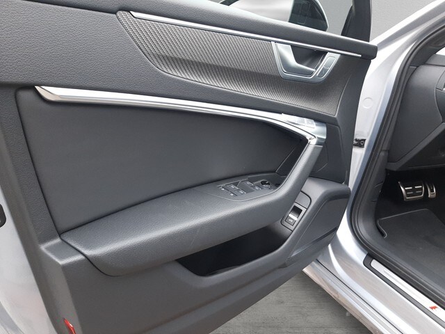 Audi S6 Avant Quattro