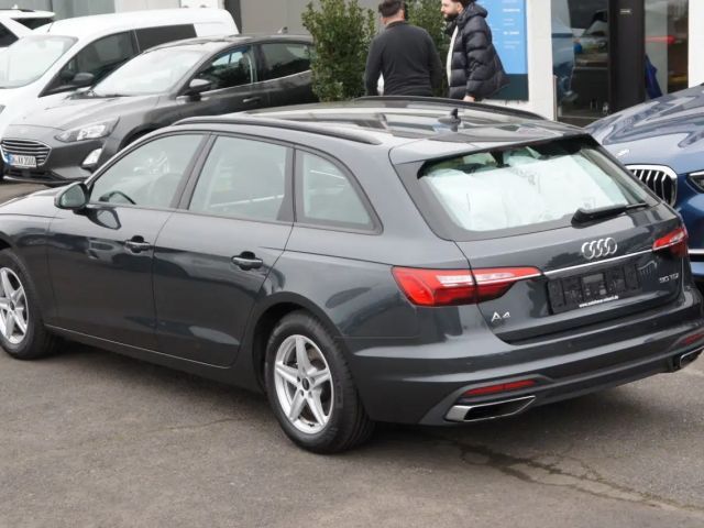 Audi A4 30 TDI Avant