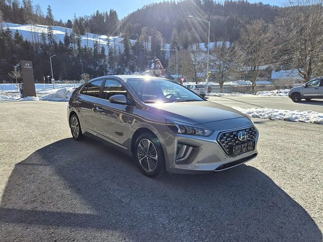 Hyundai Ioniq Plug-in