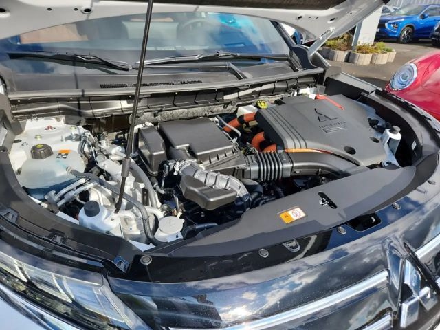 Mitsubishi Outlander 4WD