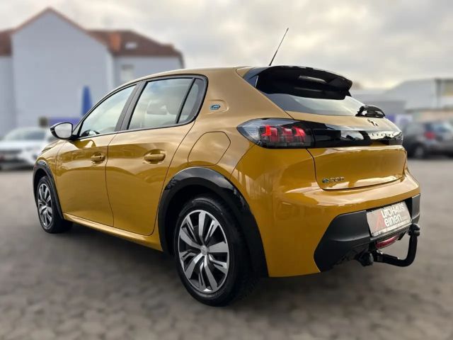 Peugeot E-208 Active Pack