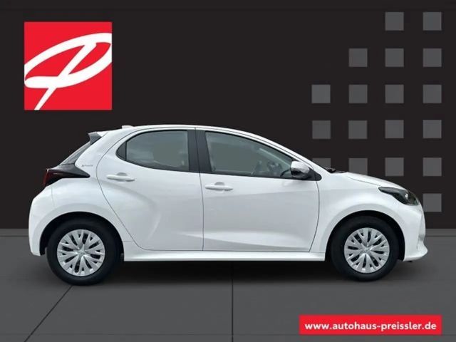 Toyota Yaris Business Hybride