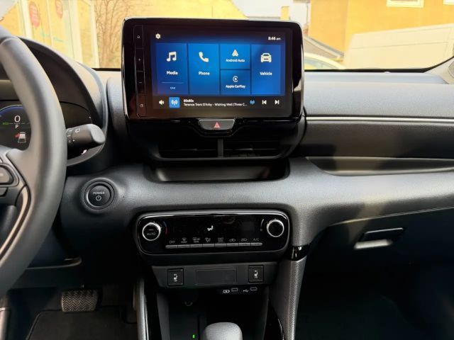 Toyota Yaris Active Hatchback Hybride