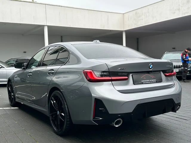 BMW 320 320d M-Sport Sedan xDrive