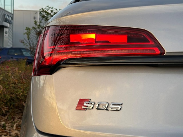 Audi SQ5 SUV TDI tiptronic Audi SQ5 SUV