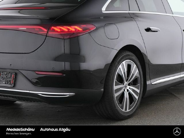 Mercedes-Benz EQE 300 Sedan