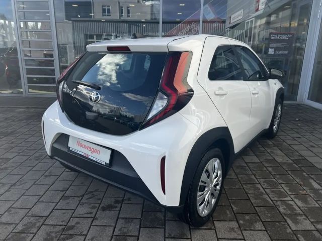 Toyota Aygo X Business Hatchback S-CVT