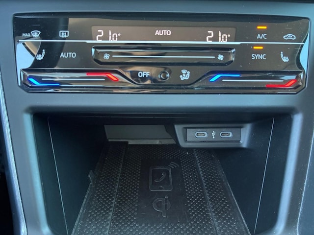 Volkswagen Taigo 1.0 TSI DSG Style