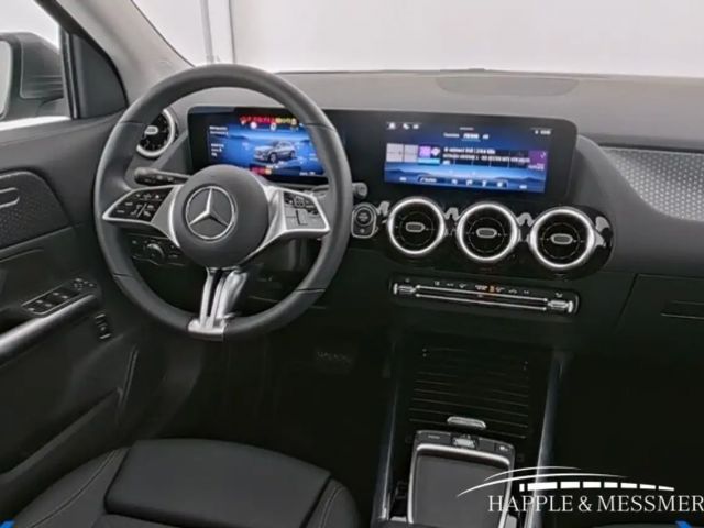 Mercedes-Benz GLA 250 4MATIC Progressive
