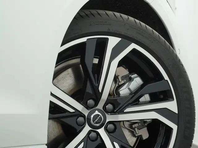 Volvo V60 AWD Plus T6