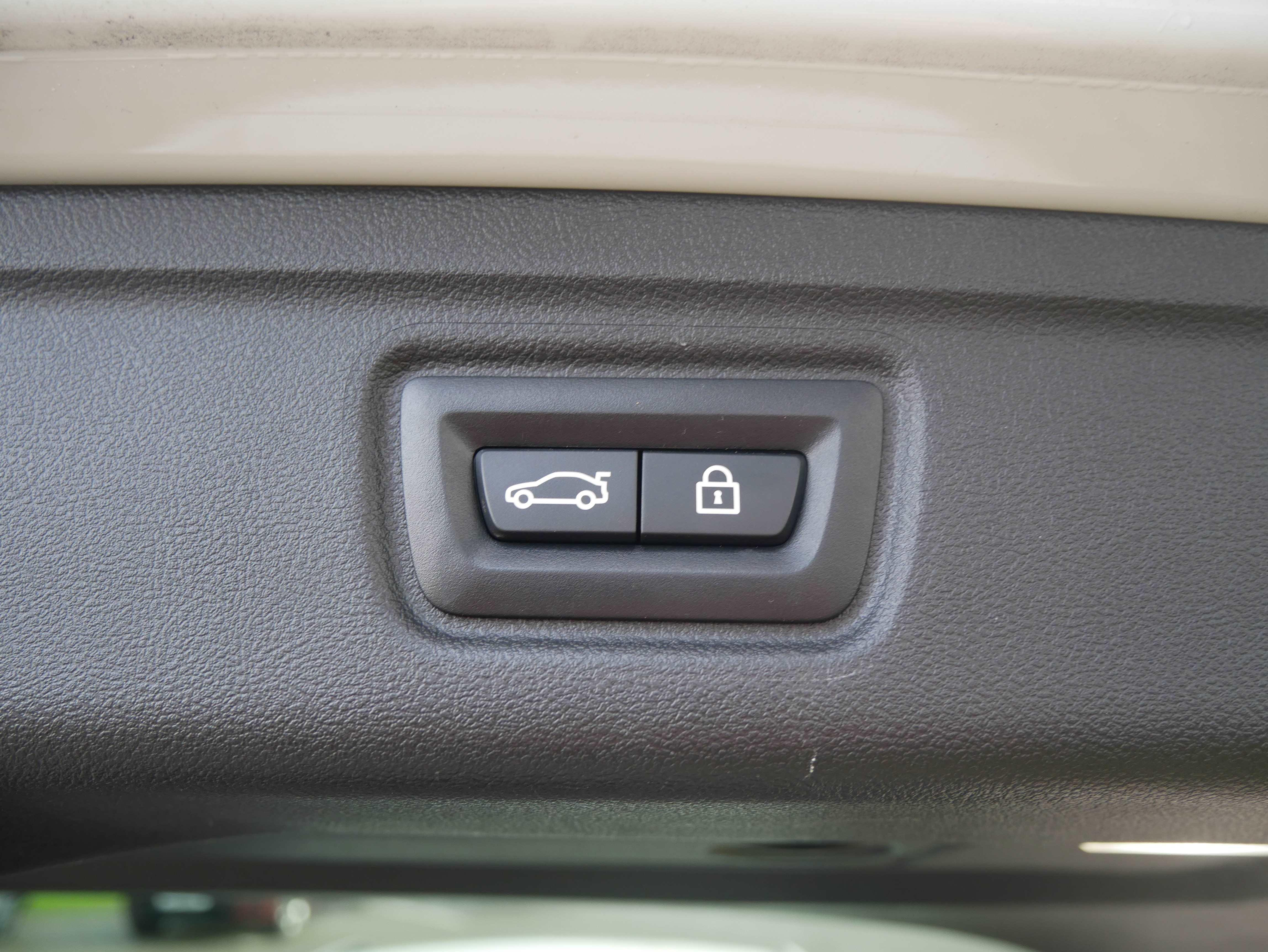 BMW 320 320e Touring