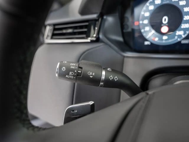 Land Rover Range Rover Velar D200 Dynamic SE