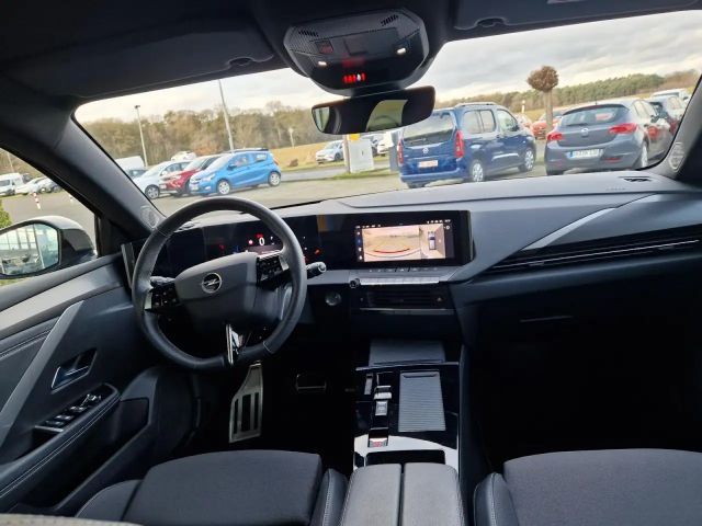 Opel Astra GS-Line Grand Sport