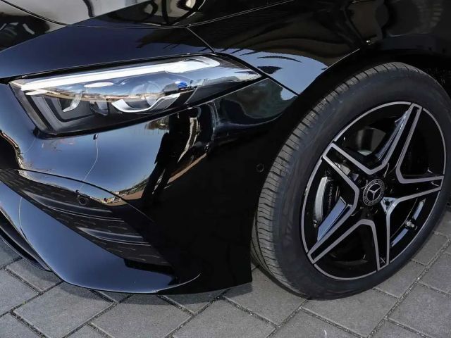 Mercedes-Benz A 200 AMG Line