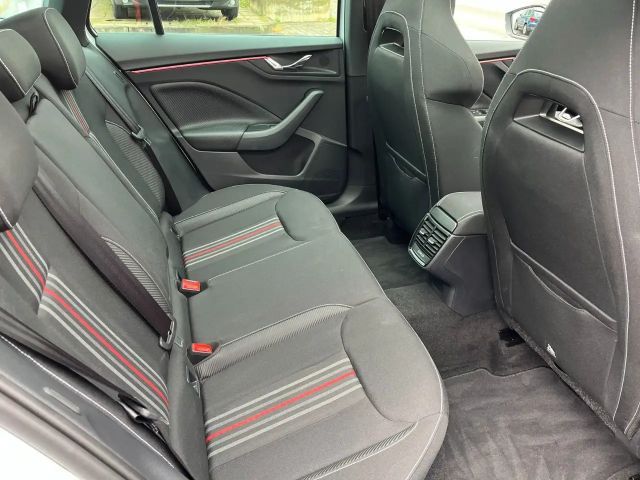 Skoda Kamiq 1.0 TSI 85 Monte Carlo