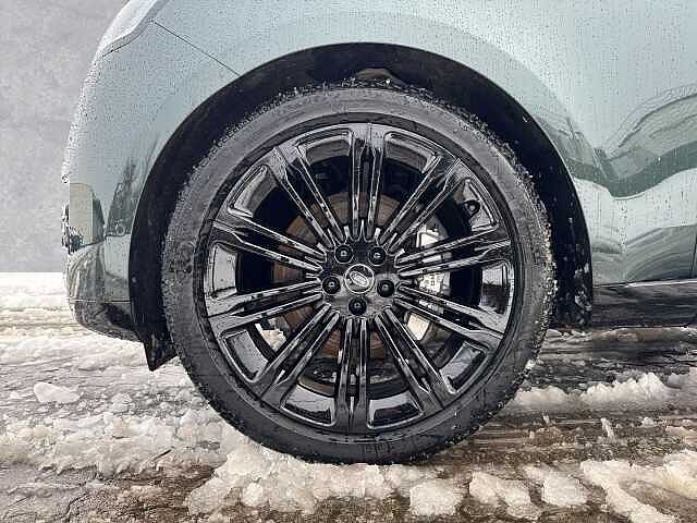 Land Rover Range Rover D300 HSE