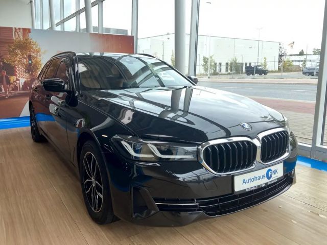 BMW 530 530i Touring xDrive