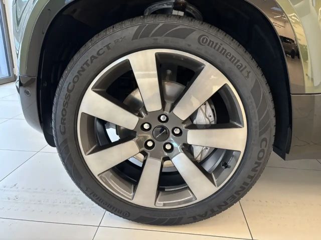 Land Rover Defender 110 Dynamic HSE