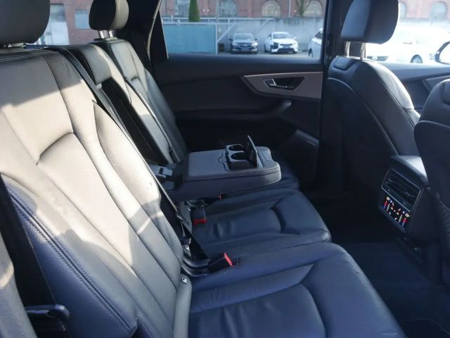 Audi Q7 55 TFSI Quattro S-Line