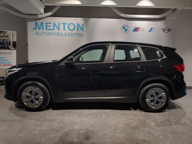 BMW iX1 xDrive30