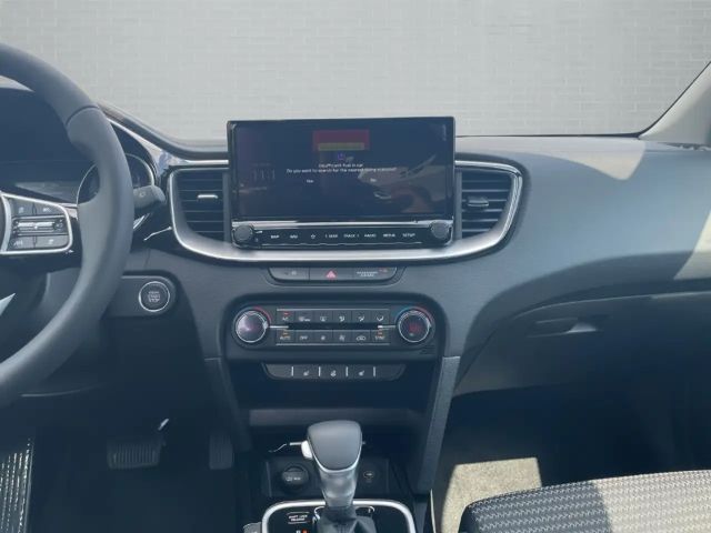 Kia Ceed Ultimate Style 1.0T-DCT +NAV ACC LM 17 SHZ LHZ Kam
