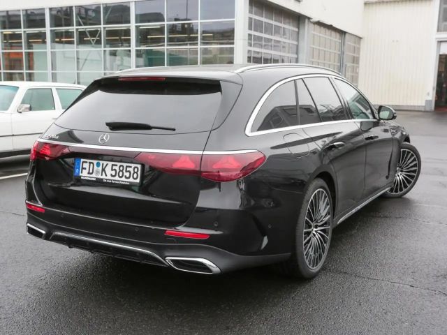 Mercedes-Benz E 220 AMG Line E 220 d Estate