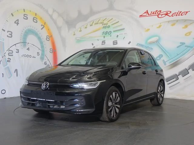 Volkswagen Golf ACT Life