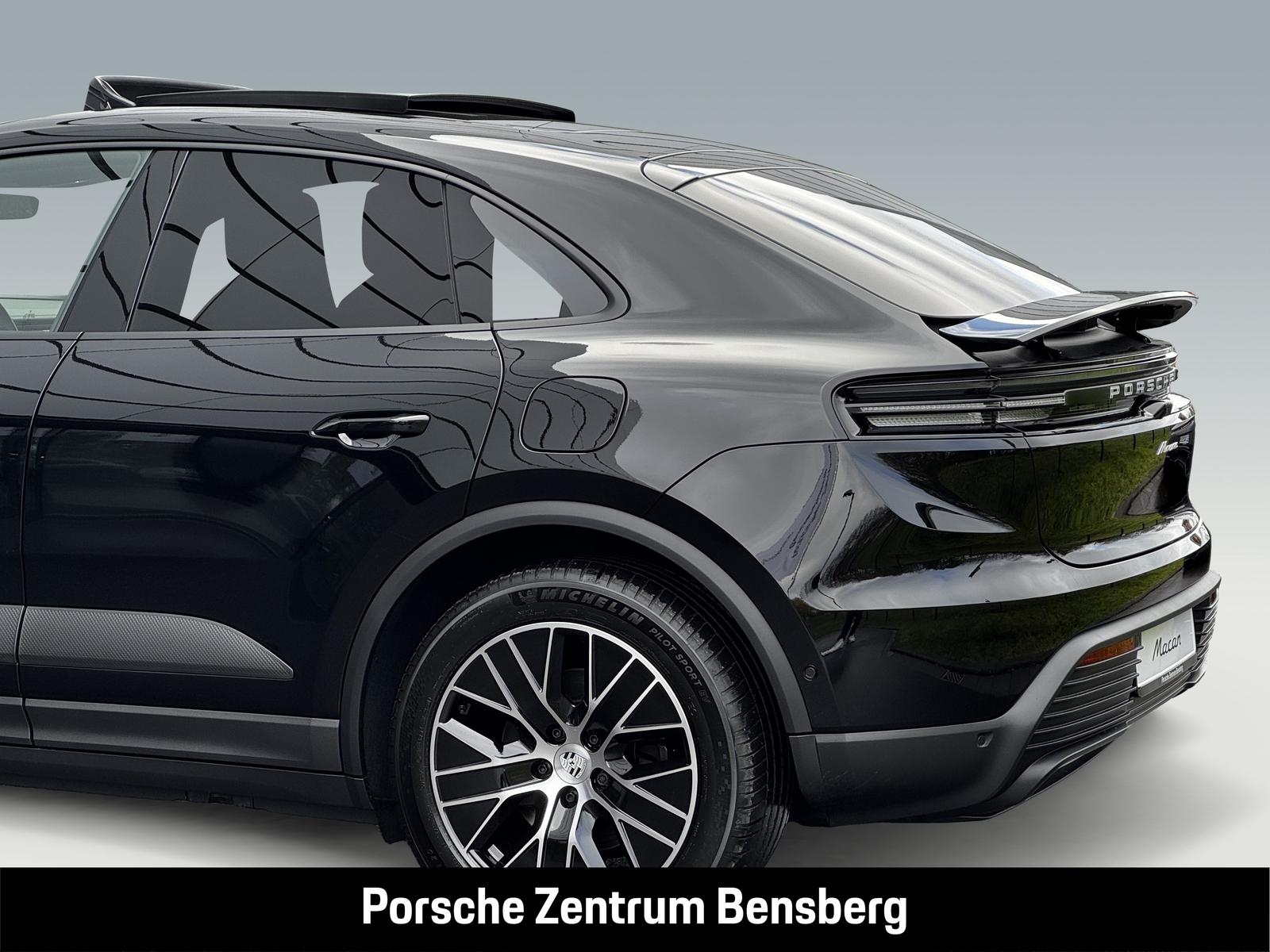 Porsche Macan Electric