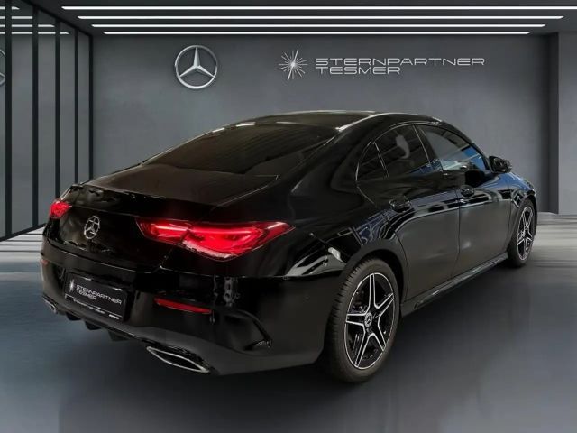 Mercedes-Benz CLA 180 AMG Line Coupé