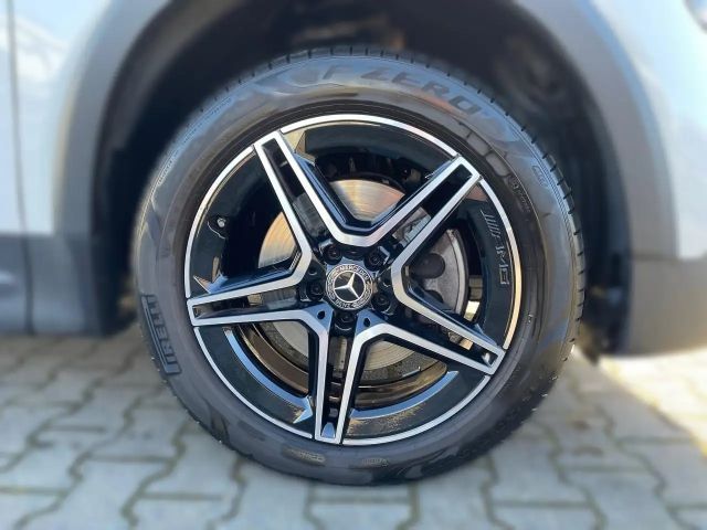 Mercedes-Benz GLB 200 4MATIC GLB 200 d