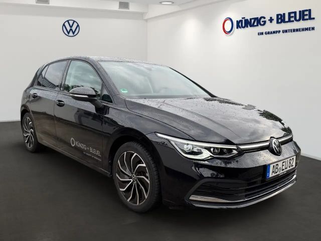 Volkswagen Golf 1.5 TSI Golf VIII