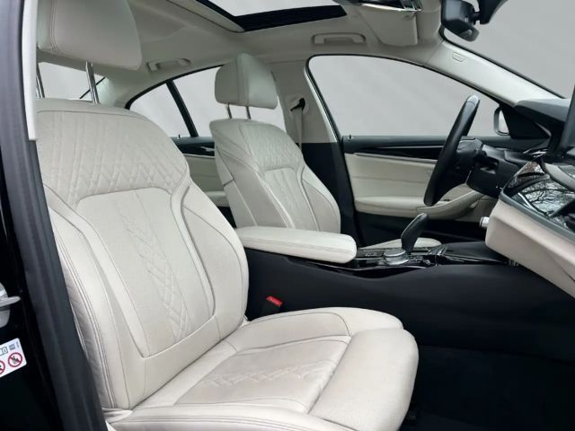 BMW 530 Sedan