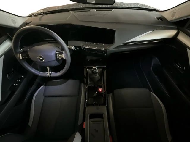 Opel Astra 1.2 Turbo Enjoy Turbo