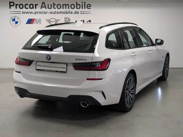 BMW 330 330e M-Sport