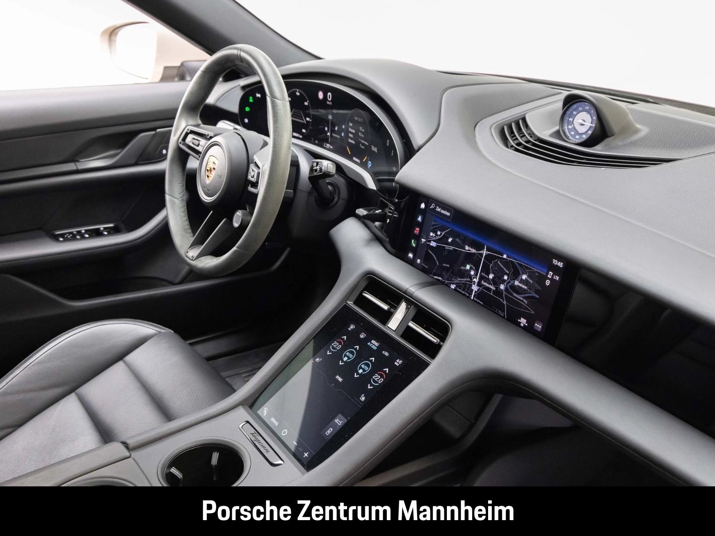 Porsche Taycan 4S Cross Turismo