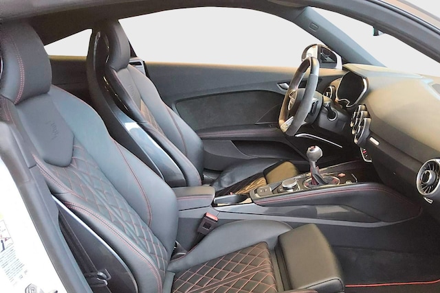 Audi TTS Coupé Quattro S-Tronic