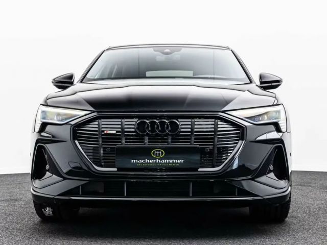 Audi e-tron 55 S-Line