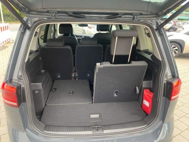 Volkswagen Touran 1.5 TSI DSG Plus