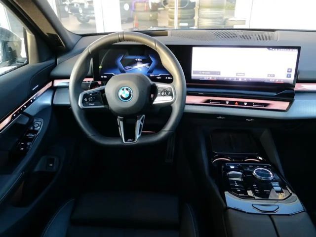 BMW i5 M-Sport Touring eDrive40