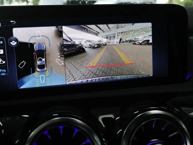 Mercedes-Benz CLA 200 AMG Line Coupé