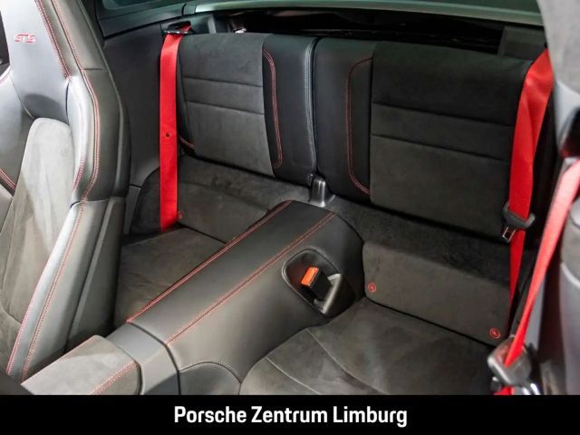 Porsche 992 4 Coupé GTS Targa