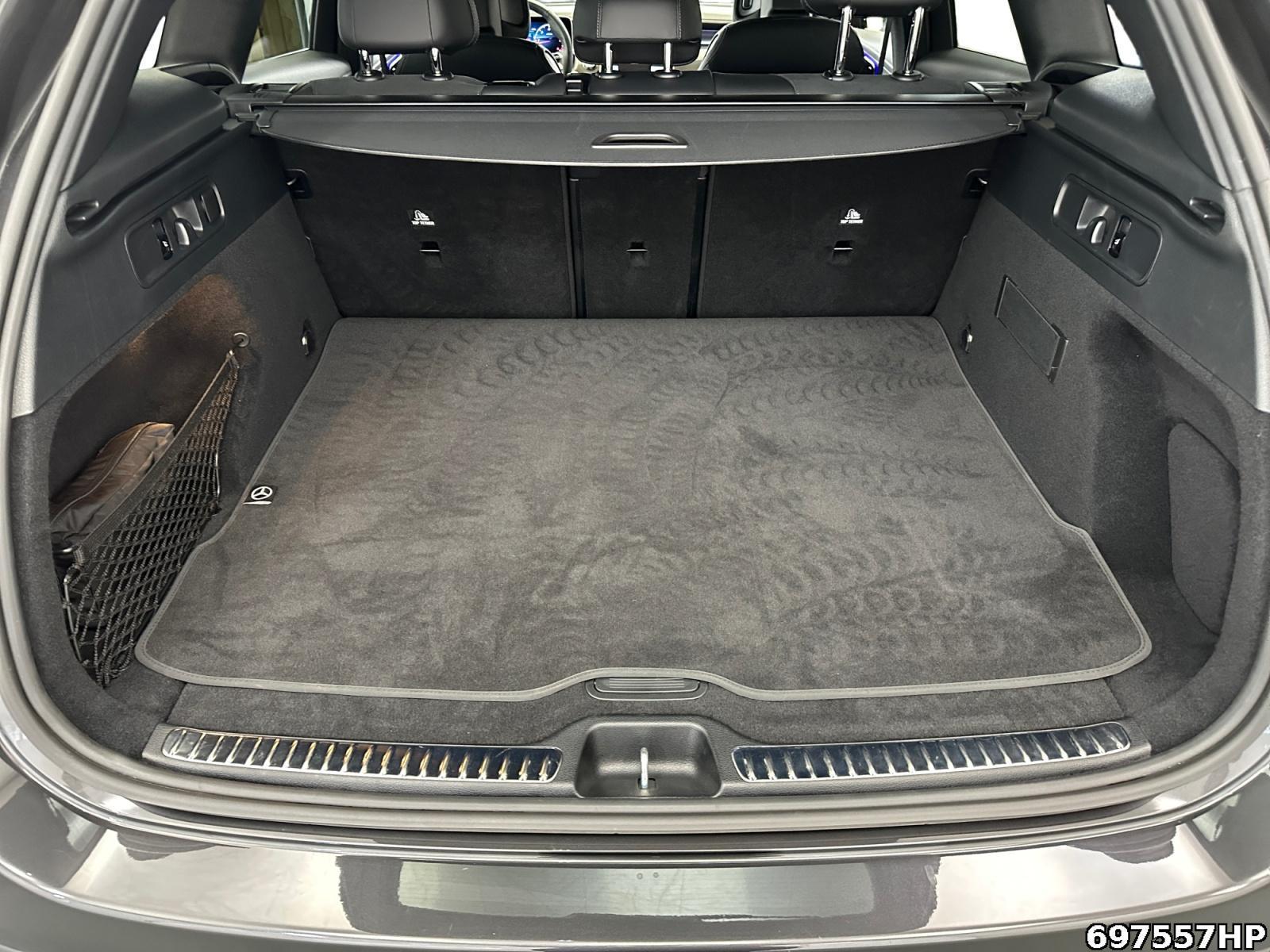 Mercedes-Benz GLC 300 4MATIC AMG Line GLC 300 d